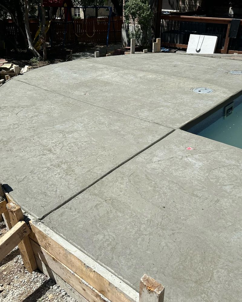 Concrete for Triple Crown Custom Concrete in San Antonio, TX