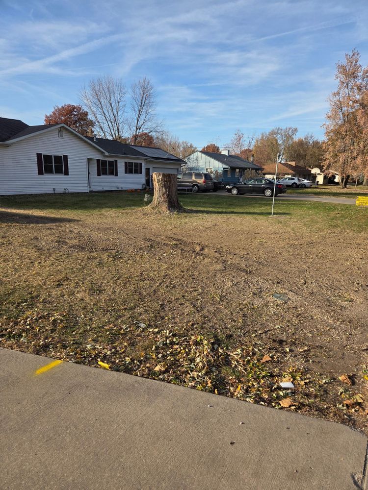 All Photos for Lawn Ranger Yard And Tree Service LLC in Ottumwa, IA