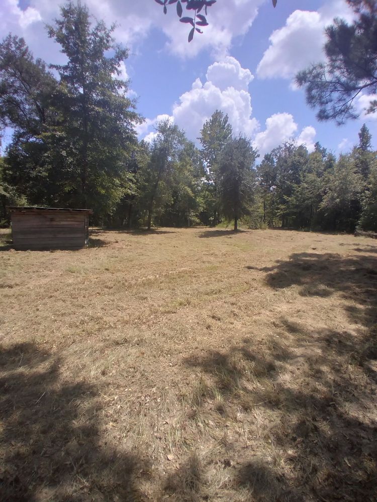  for Landrum’s Lawn & Tractor Services in Blountstown, FL