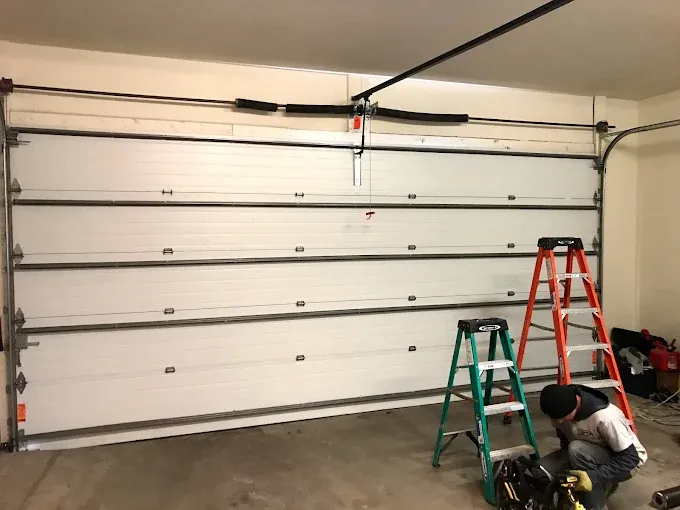 All Photos for 423 Garage Doors in Signal Mountain, Tennessee