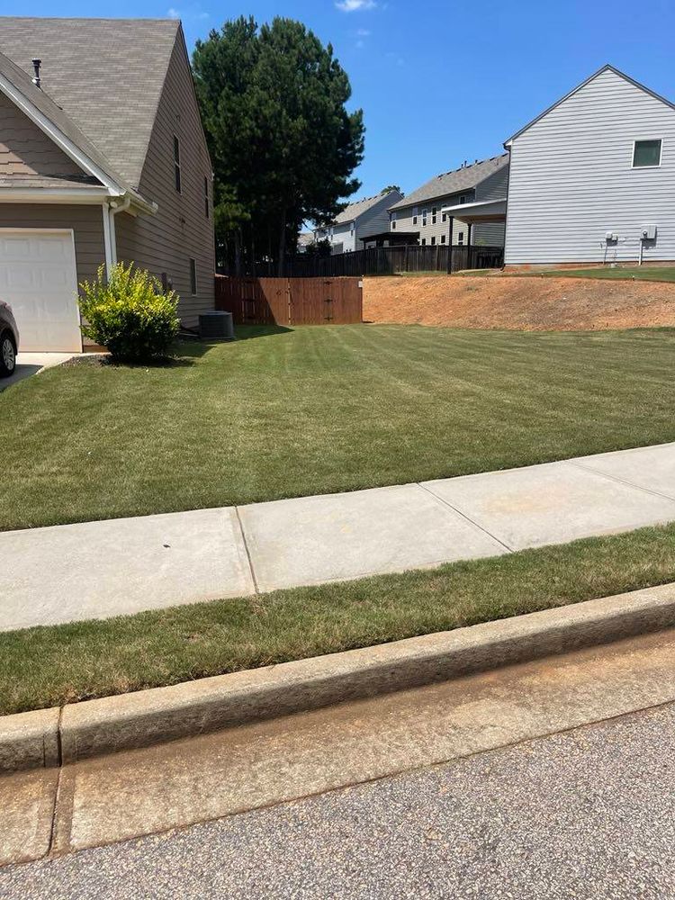 All Photos for Clark's Cuts Lawn Care in Lilburn, GA