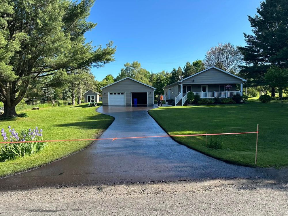 Asphalt for Buddy’s Blacktop in Cadillac, MI