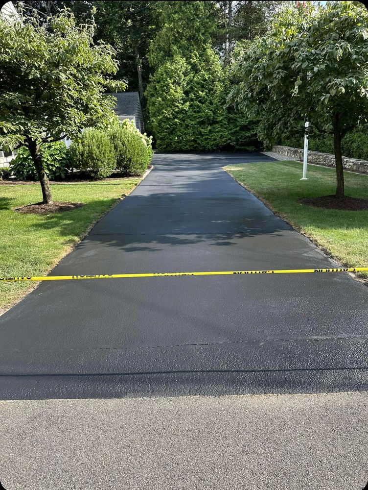 Asphalt Paving and Sealcoating for Curb Appeal Asphalt Paving and Sealcoating  in Rhode Island, Rhode Island