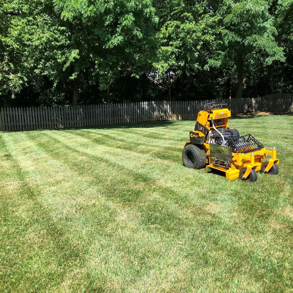 Lawn Maintenance  for Kyle's Lawn Care in Kernersville, NC