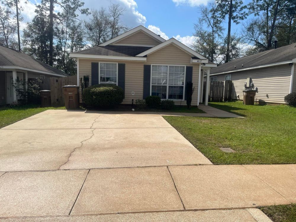 All Photos for All-Star Lawn Care & Soft Washing in Mobile, AL