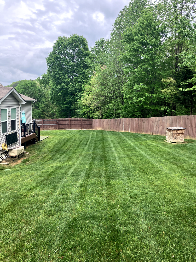 We offer weekly and biweekly Lawn Mowing Services to keep your yard looking its best all season long. This includes edging, trimming, and blowing to leave a clean finish. We take pride in the grass we mow. for Wesleys Landscaping in Clinton, TN