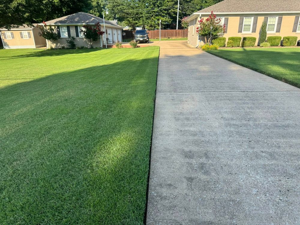 Hardscaping for Apex Lawn & Landscaping INC in Dyersburg, TN