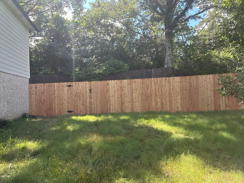 Custom Wooden Fences for Manning Fence, LLC in Hernando, MS