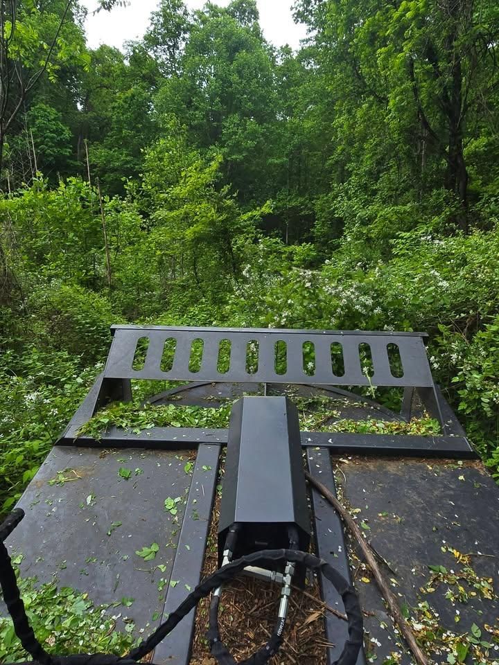 All Photos for Williams Lawn and Land in Sharps Chapel, TN