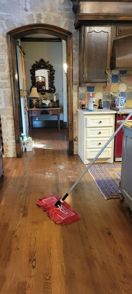Residential Cleaning for Balicia's Cleaning Services, LLC in Northlake, TX