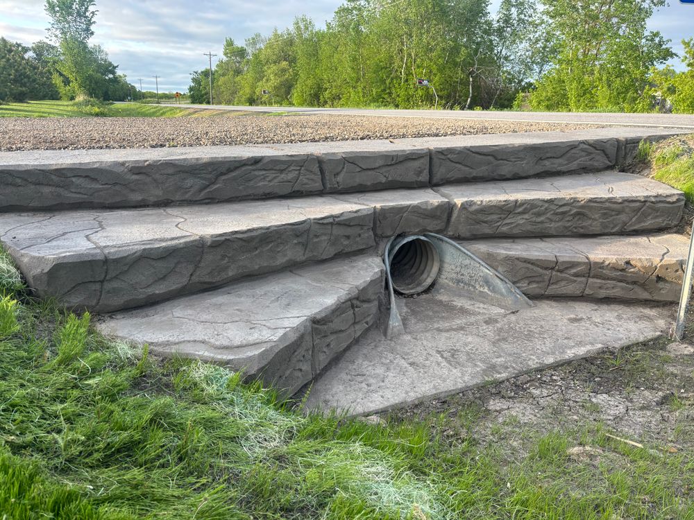Carved Concrete Retaining Walls  for STAMPEDE Vertical Concrete in Isanti, Minnesota
