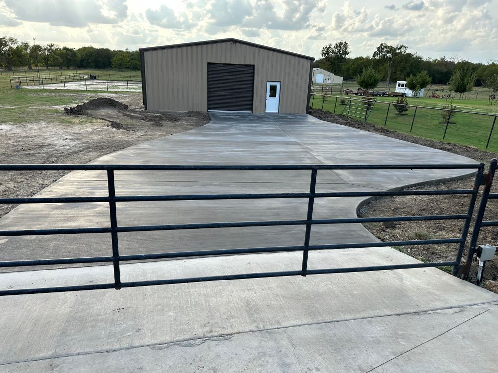 Concrete slabs for T & C Metal Builders in Northeast, TX