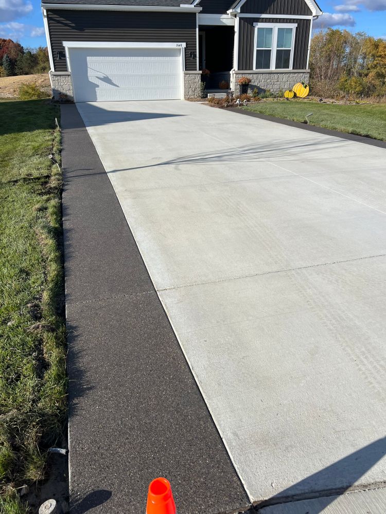 Driveway ribbons/ Add Ons for Ibarra Concrete Services LLC in Detroit, MI