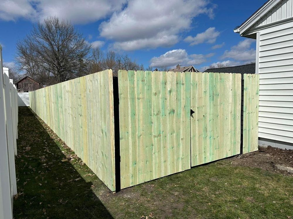 Fence Installation for Illinois Fence & outdoor co. in Kewanee, Illinois