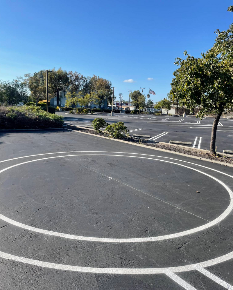 Asphalt and Paving for AGM Paving in Fresno, CA