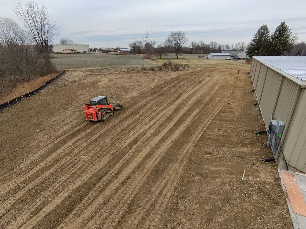 Grading & Drainage for Lamb's Lawn Service & Landscaping in Floyds Knobs, IN