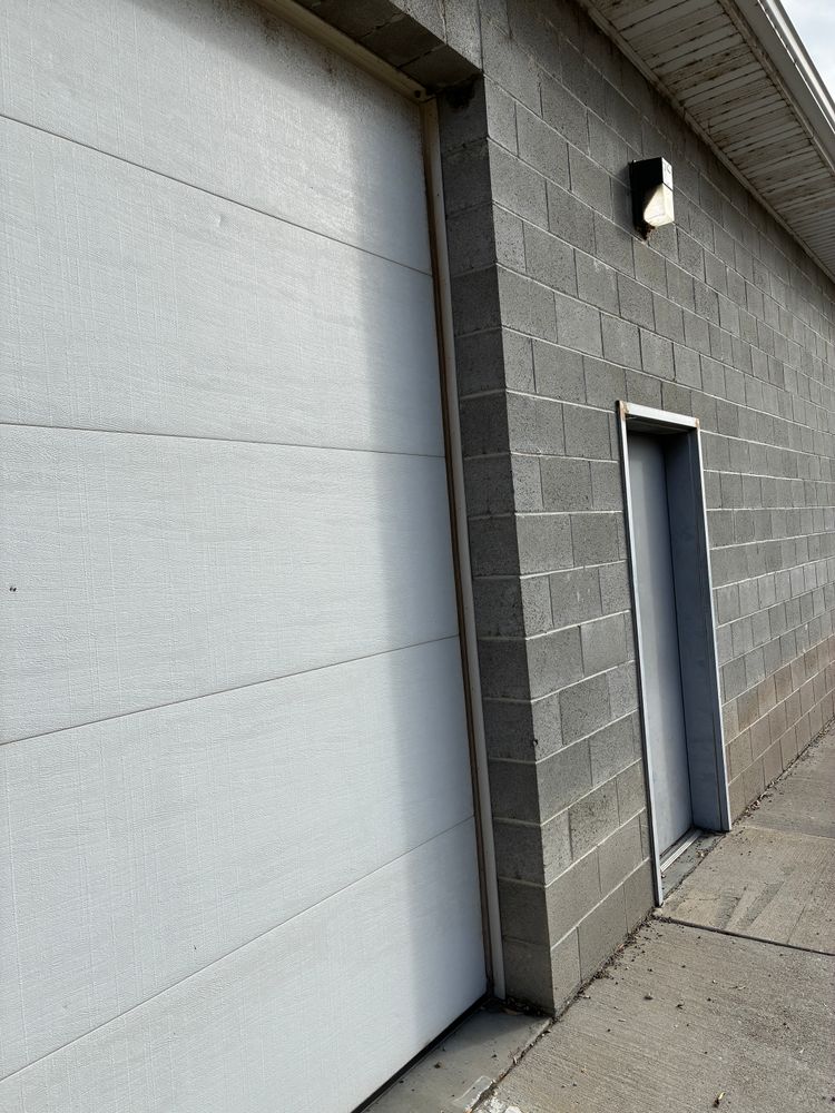 All Photos for Salmon River Garage Door  in Challis, ID