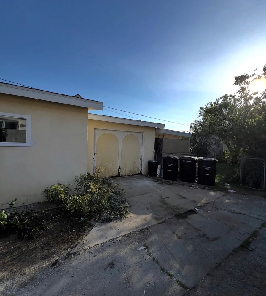 All Photos for JJs Relocation Services in Orange County, CA