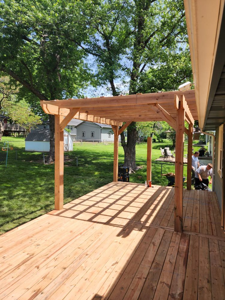 SKL Construction team in Independence, MO - people or person