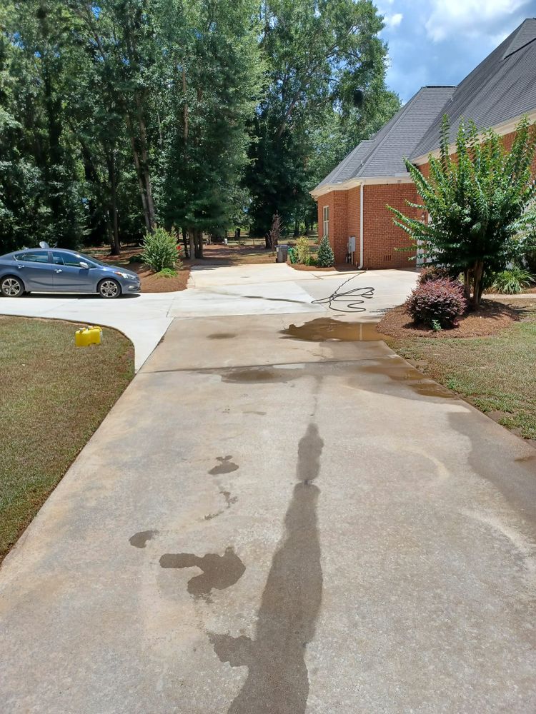 Pressure Washing for RH Strictly Business Auto Detailing and Pressure Washing in Warner Robins, GA