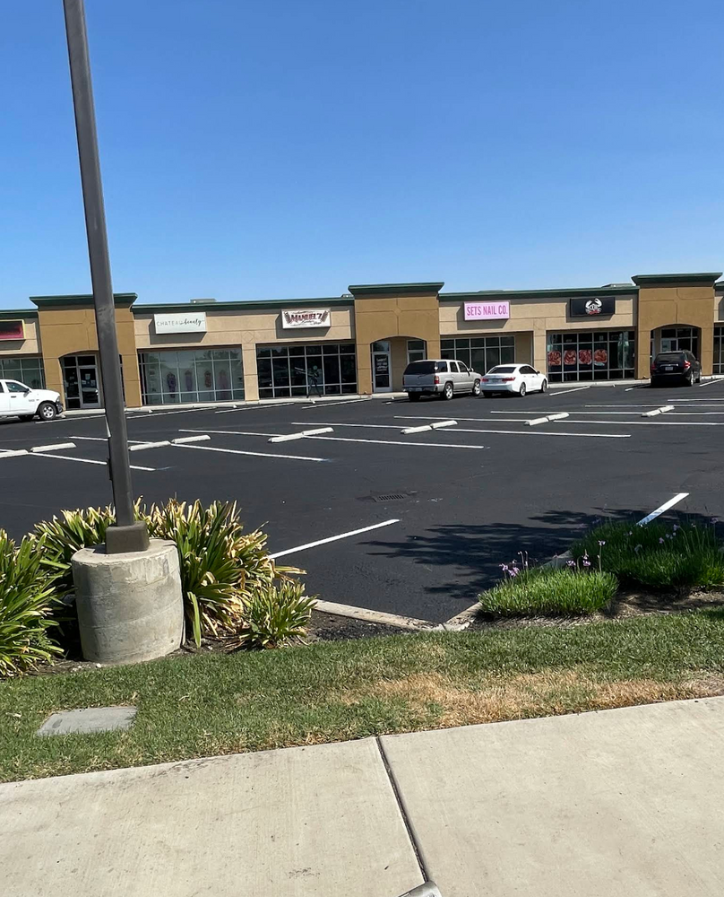 Asphalt and Paving for AGM Paving in Fresno, CA