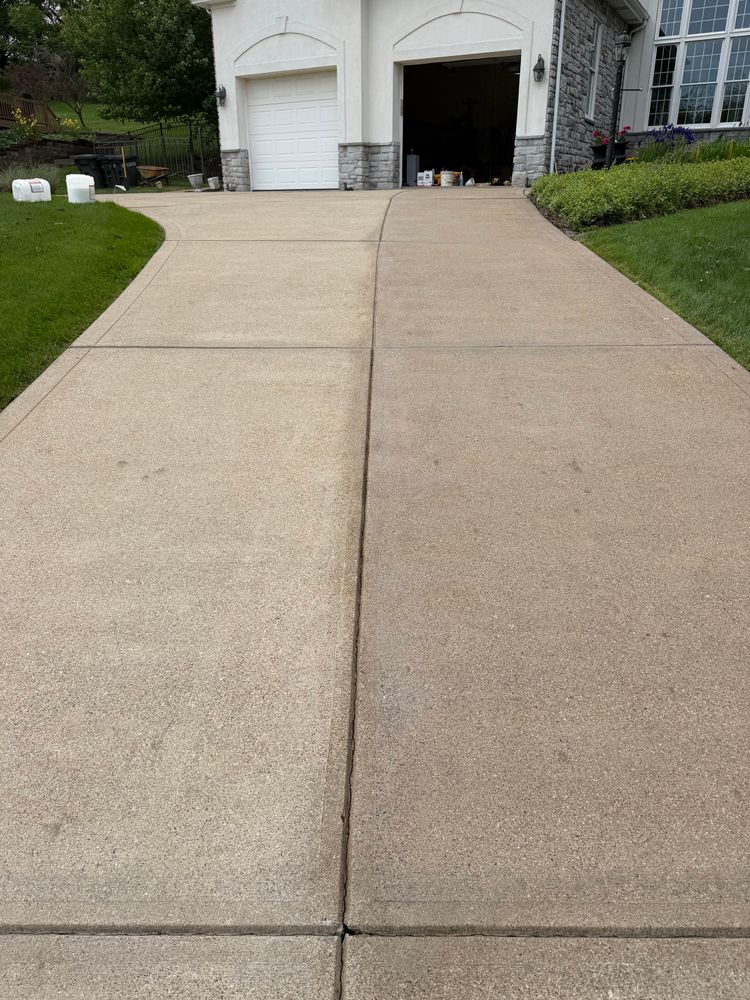Refresh and protect your home’s exterior with our Pressure Washing + Sealing service. We remove dirt, stains, and buildup, then apply durable sealer for longer-lasting curb appeal—ideal when searching pressure washing near me. for Alce Contracting LLC in Pittsburgh, PA