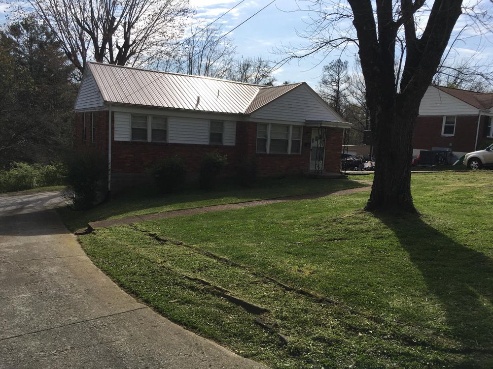 Enhance your lawn's beauty and health with our professional Leaf Removal service. Our team efficiently clears leaves, preventing mold growth and promoting a clean, vibrant outdoor space ready for every season. for Fescue 911 in Ashland City, TN