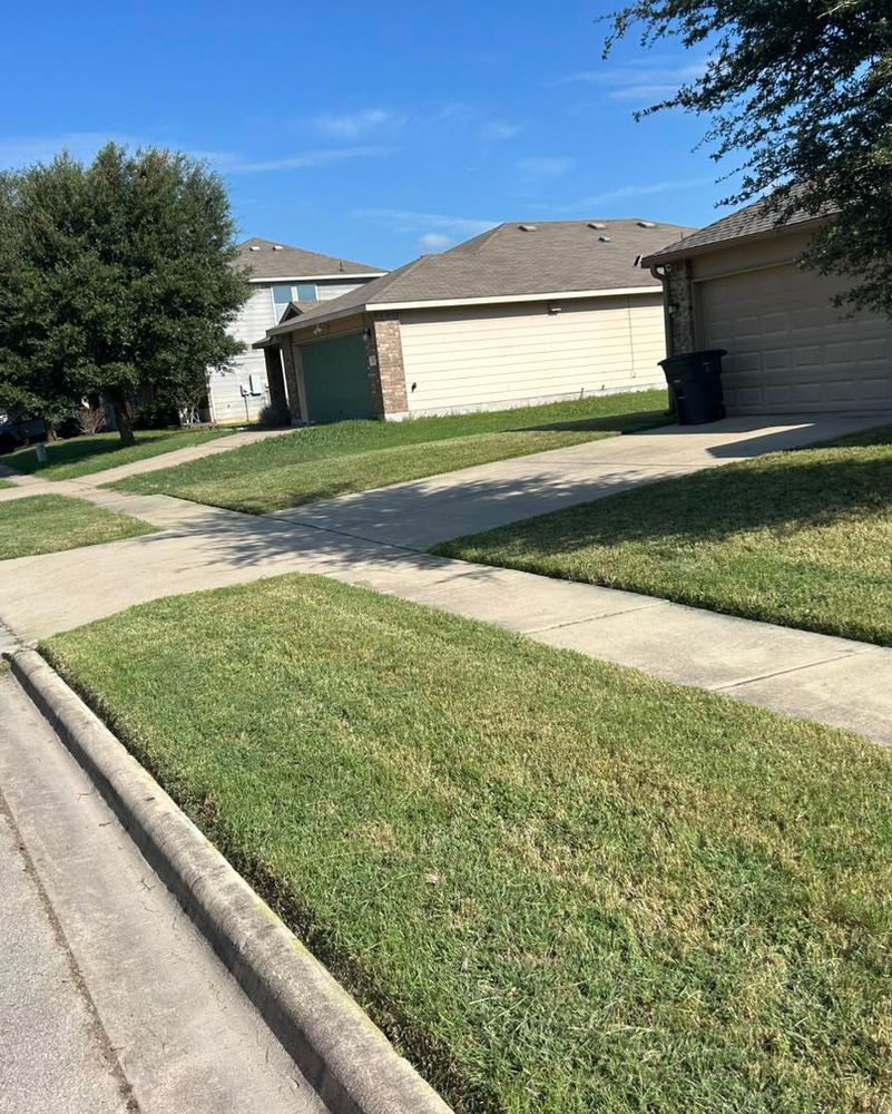 All Photos for D’s Lawncare in Killeen, TX