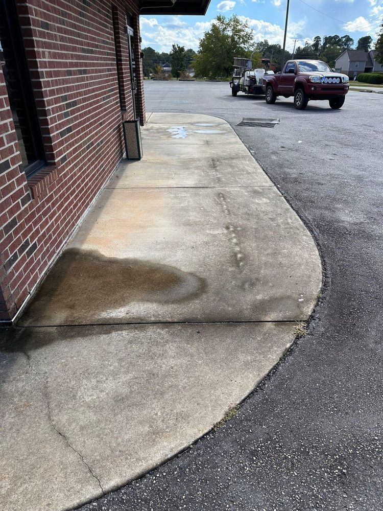 All Photos for X-Stream Pressure Washing and Roof Cleaning in Sandersville, GA