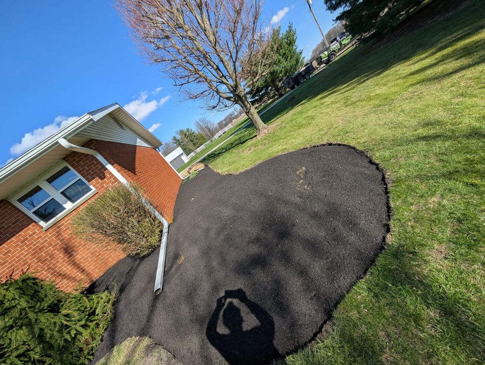 Landscaping for Knapps Landscaping and Lawn Care in Marion, OH