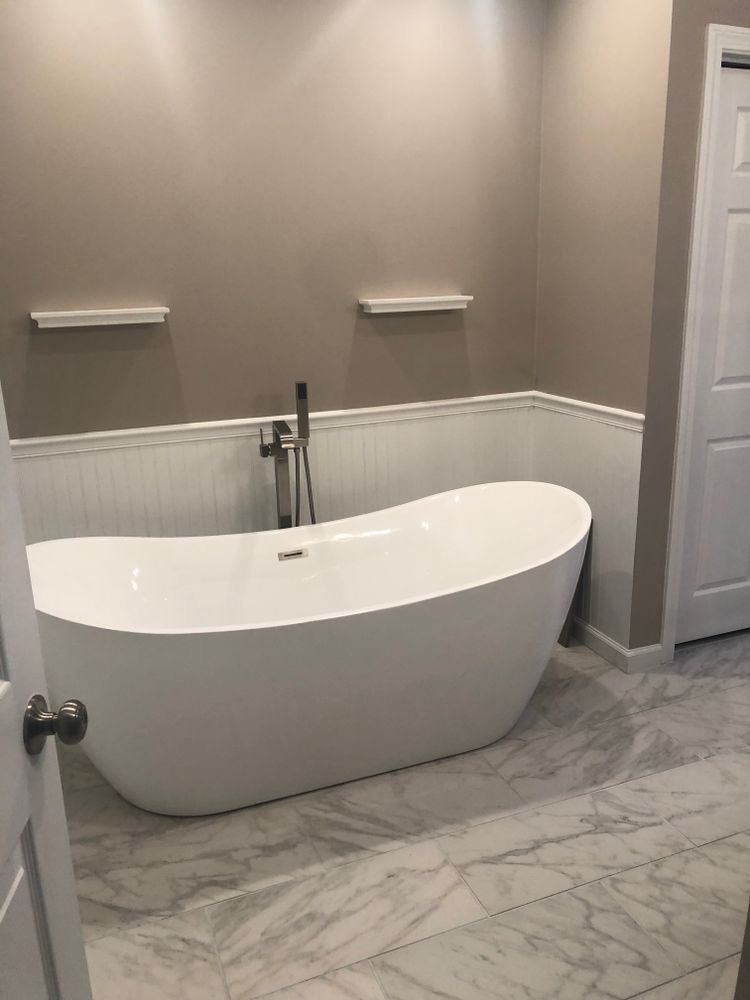 All Photos for Laura Mae Properties in Wolcott, CT