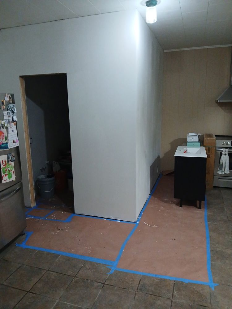 Steeleville bath for Dead Tree General Contracting in Carbondale, Illinois