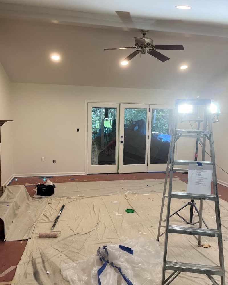 If you're looking for a painting company that can provide you with quality interior painting services, then you've come to the right place. Our team of experienced professionals can help transform your home's interior with a fresh coat of paint. for Luxury Professional Painting in Huntsville, AL