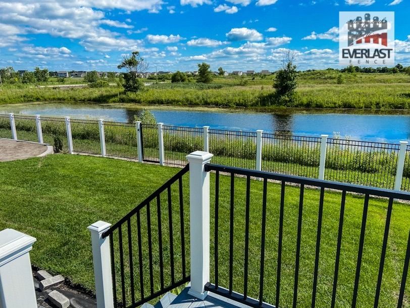 All Photos for Everlast Fence in Shorewood, IL