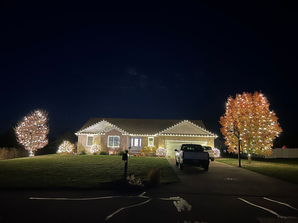 Christmas Decor  for X-treme Pro Wash in Huntsville, OH