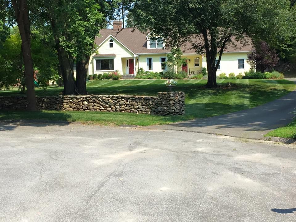 All Photos for Matty L's Lawn and Tree Care in Monroe, CT