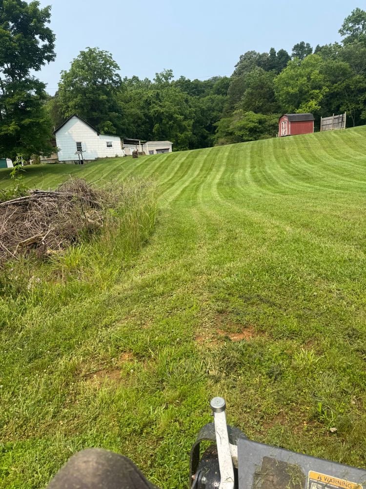 Lawn care and Landscaping for R&M Property Maintenance in Blount County, TN