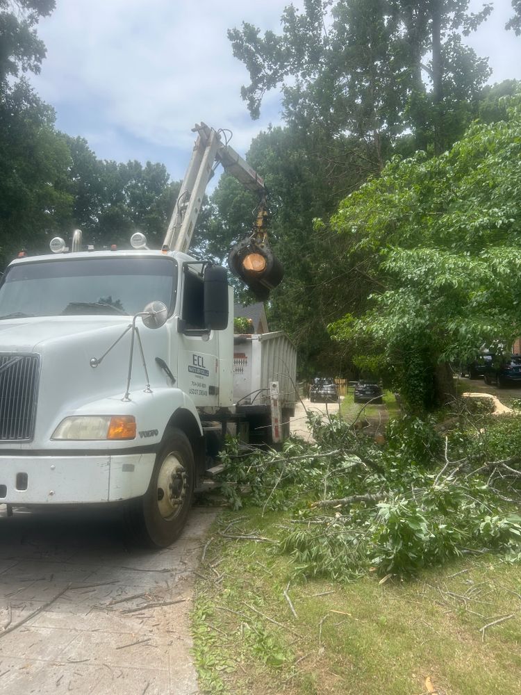 All Photos for Oakhurst Landscaping and Tree Service in Charlotte, NC