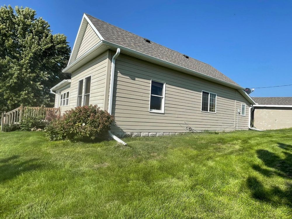 Aluminum Gutters Installation for The Gutter Man Seamless in Kearney, NE