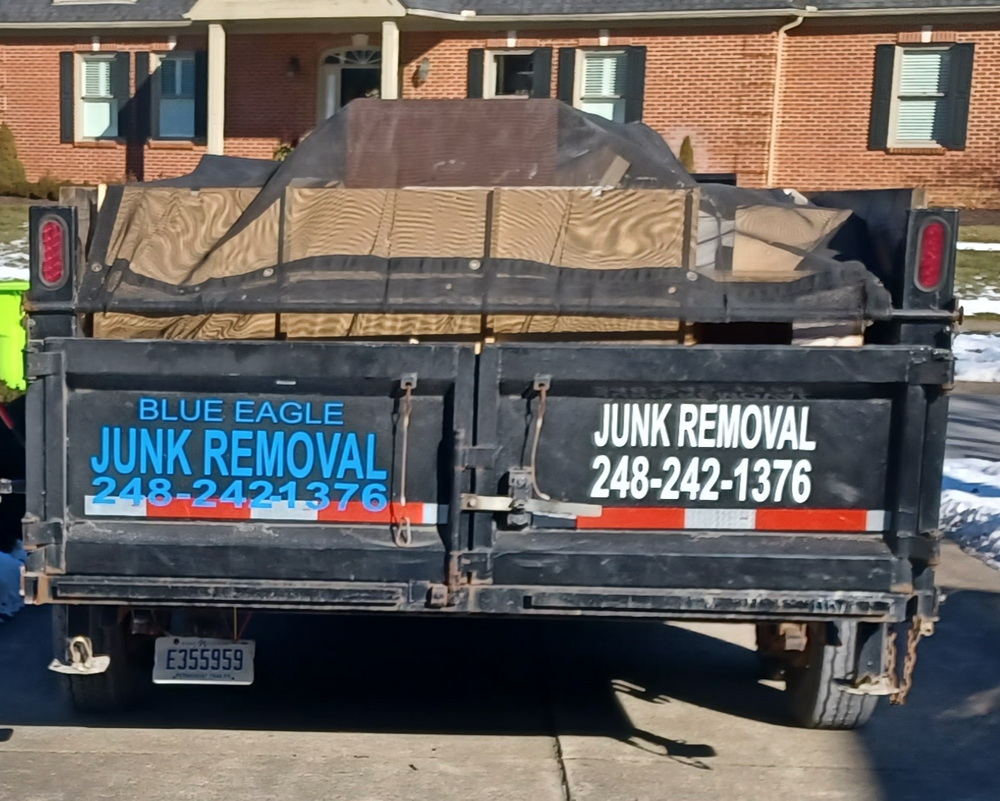 Haul Away for Blue Eagle Junk Removal in Oakland County, MI