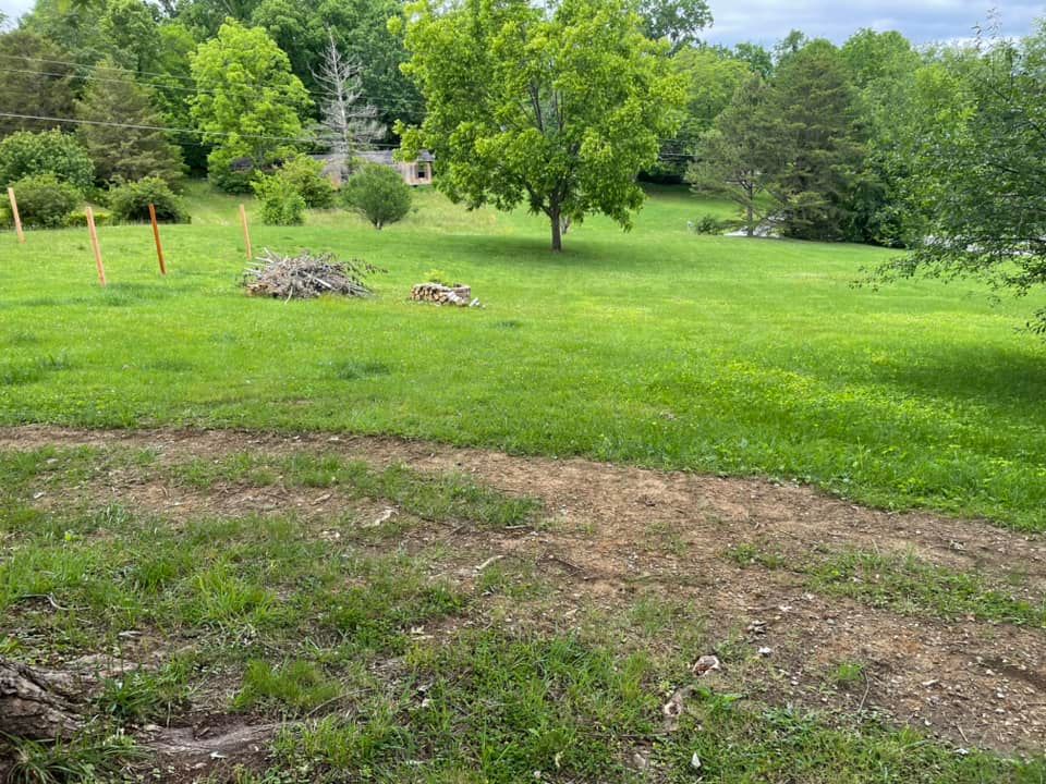 Landscaping for Jeremiah's Lawncare in Gatlinburg, TN