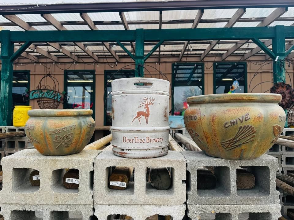 All Photos for Mayfield Landscaping in Staunton, IL