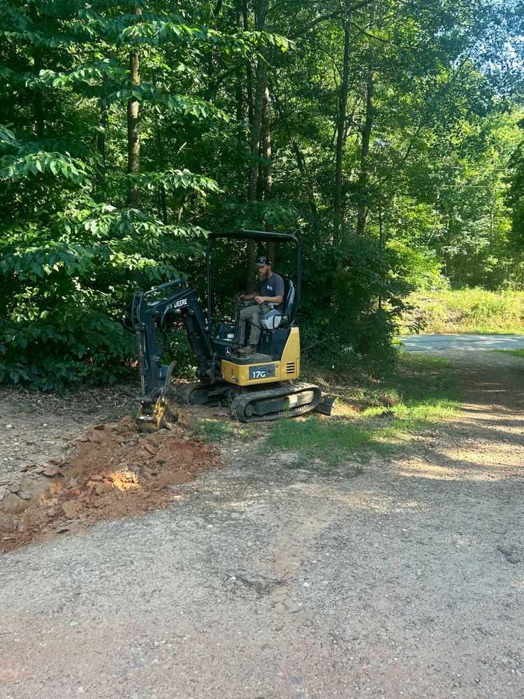 Excavating for JHC Excavation LLC in Hartwell, GA