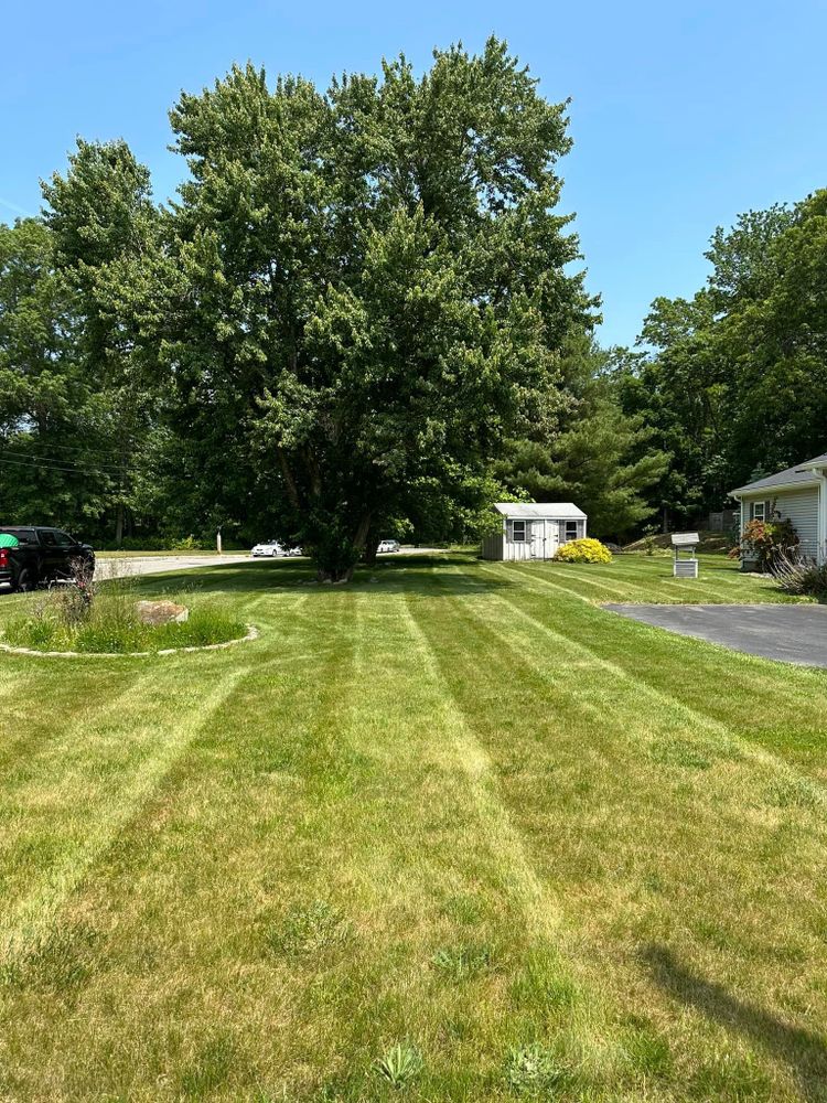 Lawn Care for Garduno Landscaping LLC in Cumberland, RI