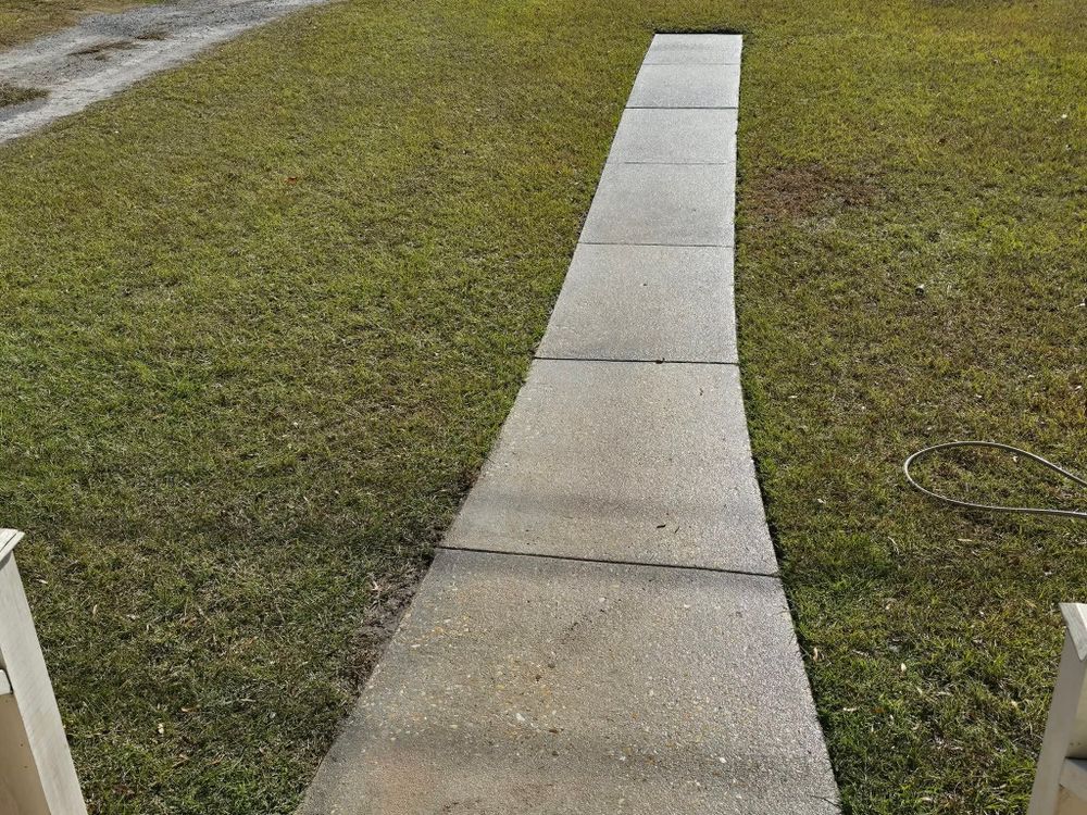 All Photos for Just Mow and Go Lawn Service, LLC in New Bern, NC