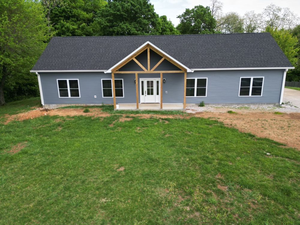 Roof Athlete team in Cave City, KY - people or person