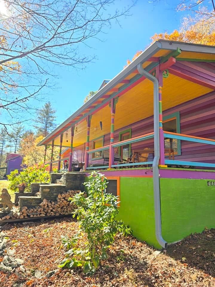 All Photos for Dotson Seamless Guttering LLC in Mars Hill, NC