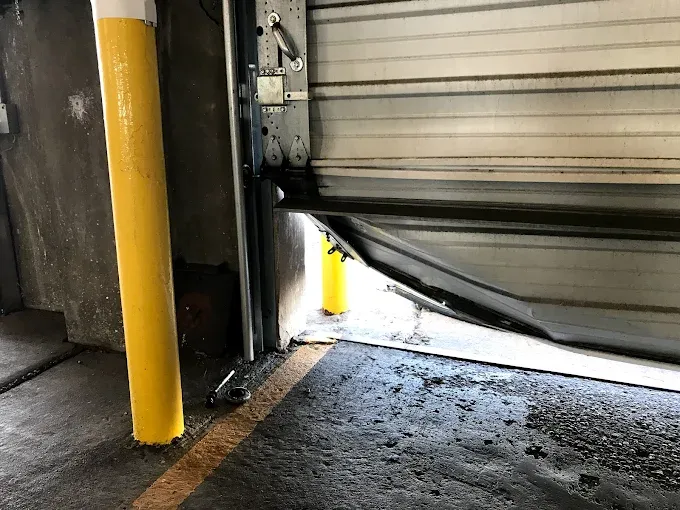 All Photos for 423 Garage Doors in Signal Mountain, Tennessee