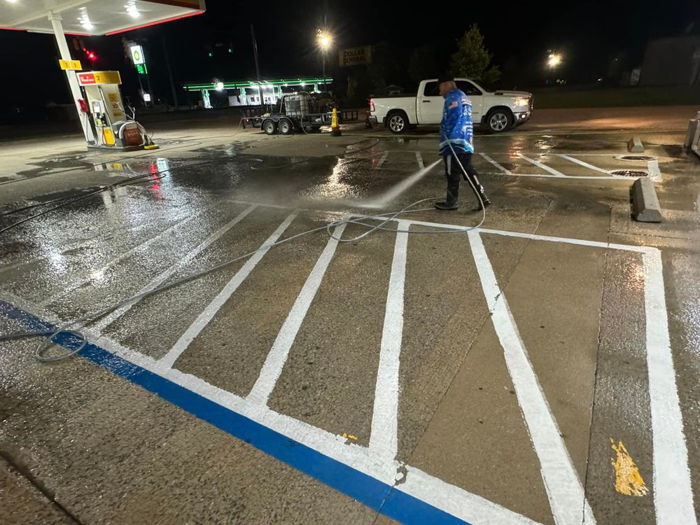 House Washing for Littles Pressure Washing  in Florence, AL 