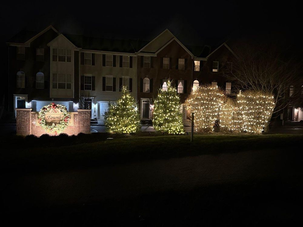 Residential Christmas Light Installation for Indiana Christmas Light Installers in Eaton, IN